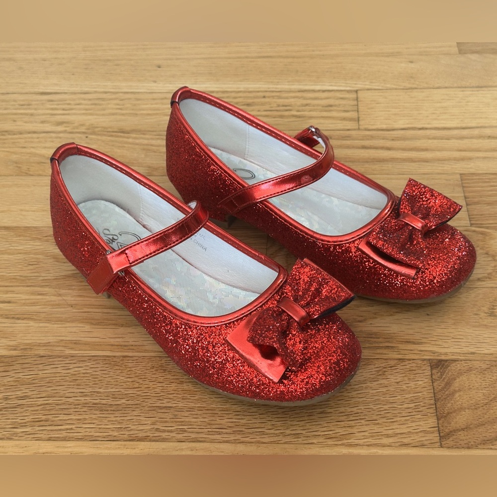 Sparkly Glitter Red Girls Dress Shoes with Bow size 2